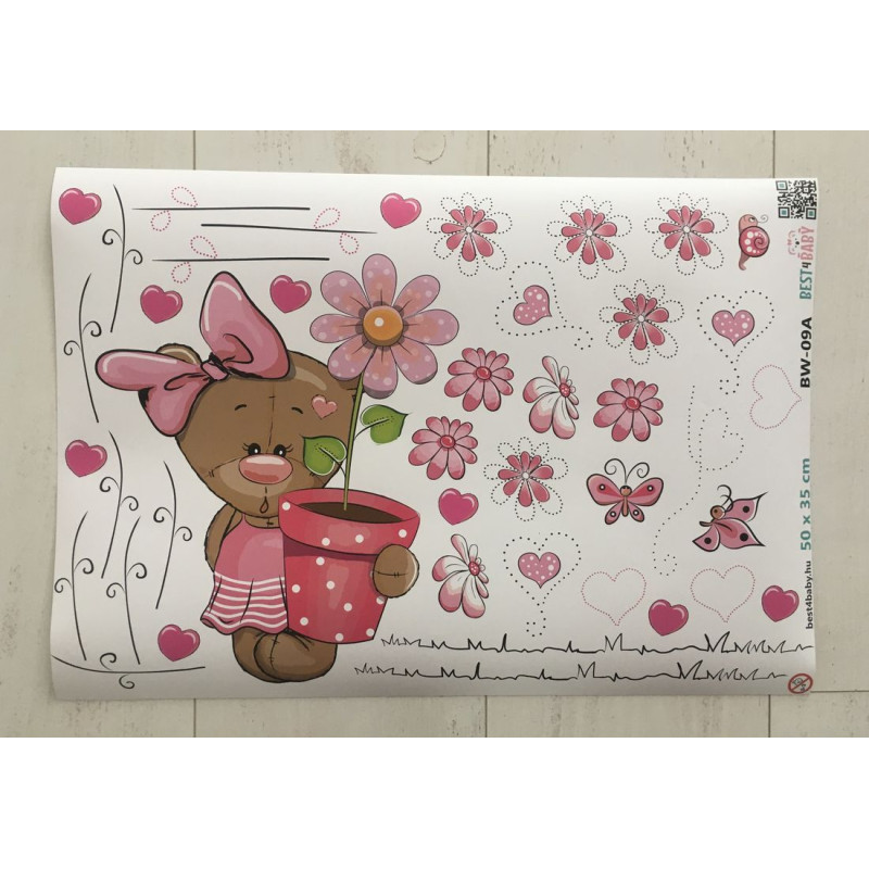 Kislány maci falmatrica, virággal | 41 db-os szett | 70 cm x 45 cm-től