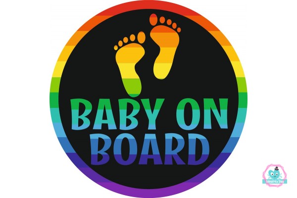 Baby on board lábnyomos szivárványos autómatrica
