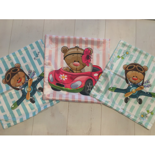 Szatén macis gyerekpárna | 40 cm x 40 cm